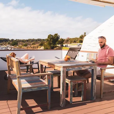 Hausboot Astrid - Floating House Apartment