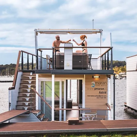 Apartment Hausboot Astrid - Floating House *