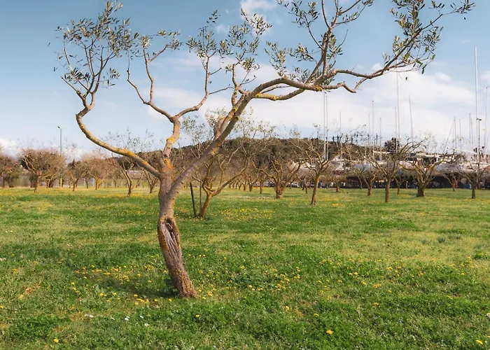 아파트 Hausboot Astrid - Floating House 풀라