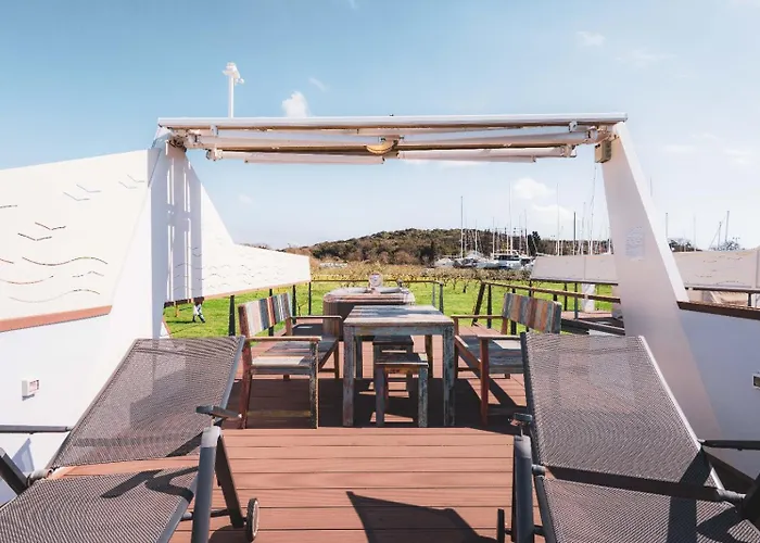 Hausboot Astrid - Floating House